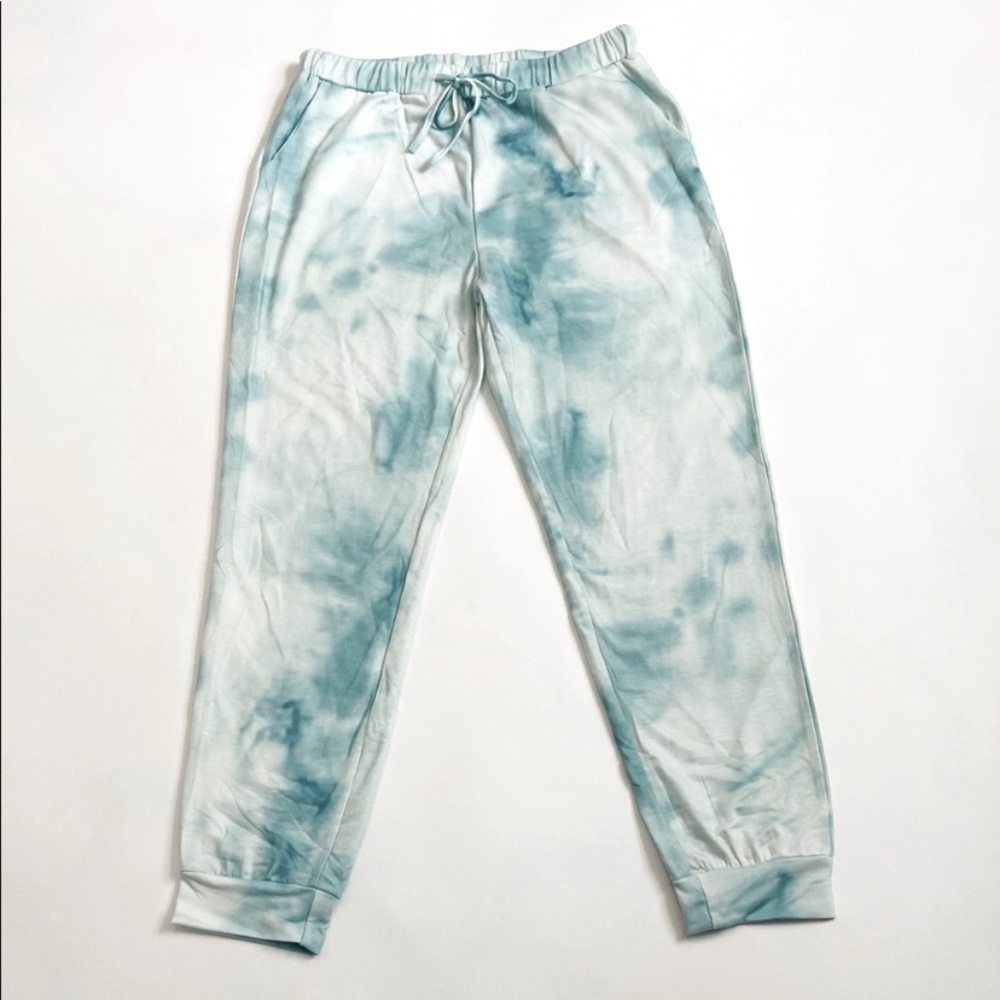 Tie Dye Jogger Lounge Set in Mint Green and White - Picture 8 of 10